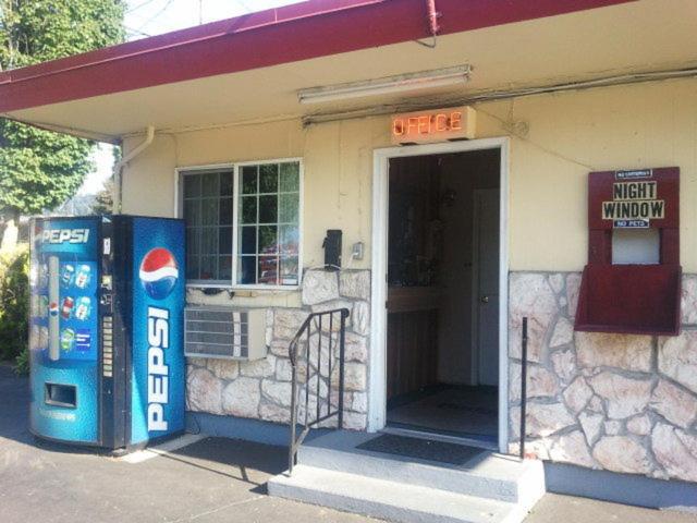 Aaron Motel ポートランド エクステリア 写真